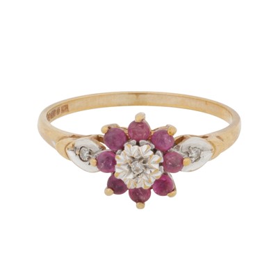 Lot 71 - A ruby and diamond flower ring