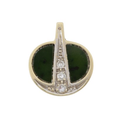 Lot 147 - A nephrite and diamond pendant