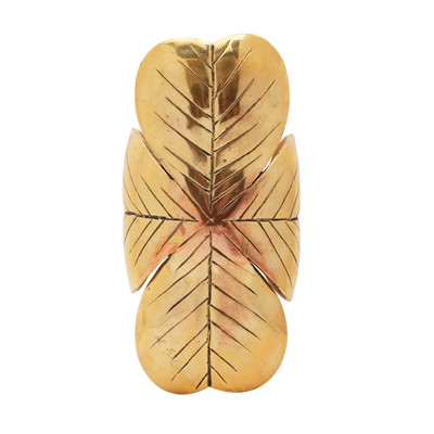 Lot 146 - Yves Saint Laurent Four Leaf Statement Cuff