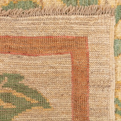 Lot 87 - A fine Arts & Crafts design carpet