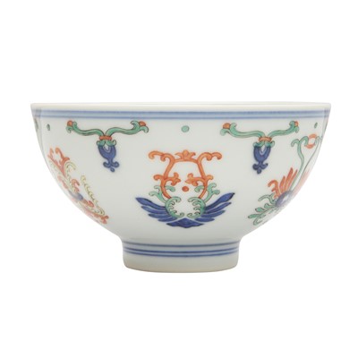 Lot 55 - A Chinese doucai 'honeysuckle' bowl, Qing dynasty, Daoguang mark and of the period