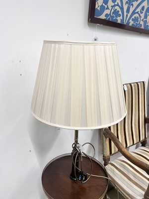 Lot 85 - Vaughan (attributed), A pair of Regency style mahogany lamp tables