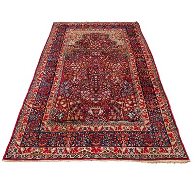 Lot 22 - A fine Kirman prayer rug, south Persia