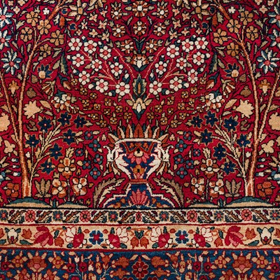 Lot 22 - A fine Kirman prayer rug, south Persia