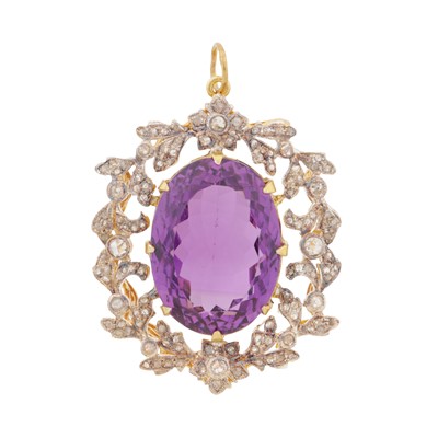 Lot 288 - An amethyst and diamond pendant
