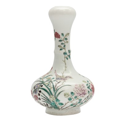 Lot 631 - A Chinese famille-rose garlic-mouth vase, 19th-20th century