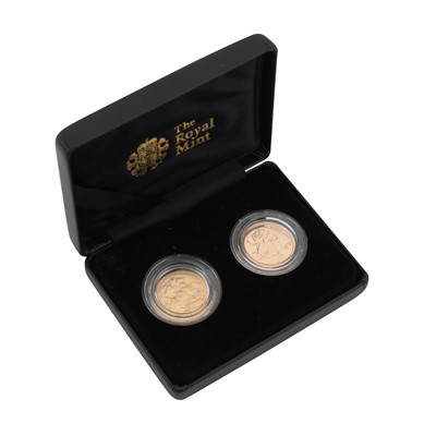 Lot 322 - GB 22ct Gold Coin- Royal Mint 2018 Great War Two Coin Sovereign Set