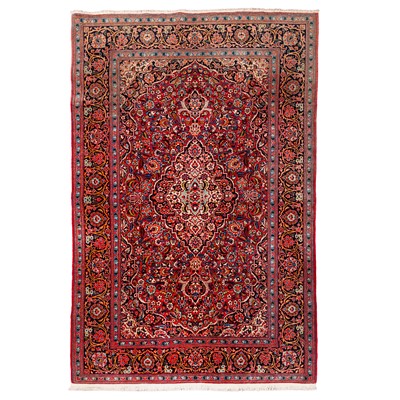 Lot 100 - A fine Kashan rug, central Persia