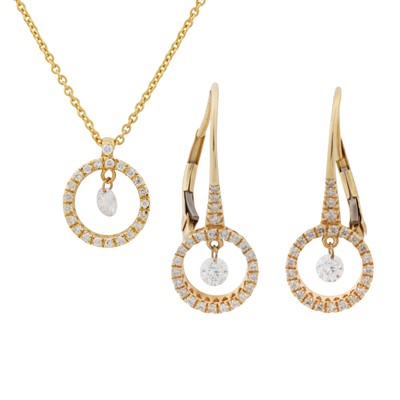 Lot 275 - A diamond necklace and earring suite