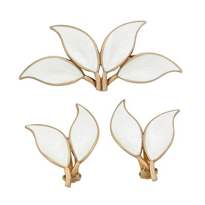 Lot 111 - David Anderson | A white enamel brooch and earring suite