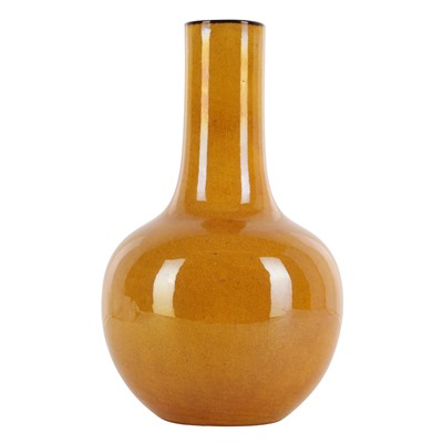 Lot 77 - A Chinese monochrome yellow-glazed vase, Qing dynasty, 19th century
