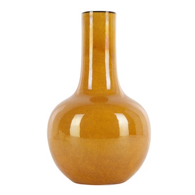 Lot 77 - A Chinese monochrome yellow-glazed vase, Qing dynasty, 19th century