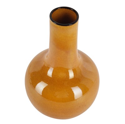 Lot 77 - A Chinese monochrome yellow-glazed vase, Qing dynasty, 19th century