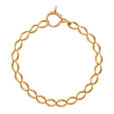 Lot 157 - A fancy link bracelet