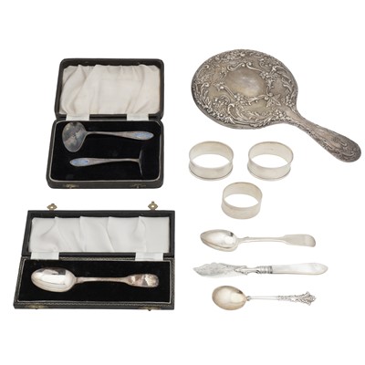 Lot 448 - A mixed group of sterling silver