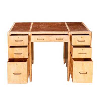 Lot 32 - Hobbs & Co. limed oak kneehole desk
