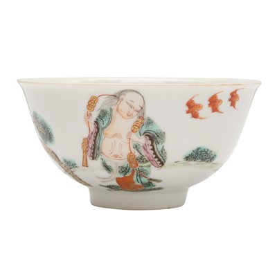 Lot 60 - A Chinese famille-rose 'immortal' bowl, Qing dynasty, Tongzhi period