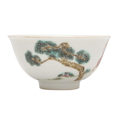 Lot 60 - A Chinese famille-rose 'immortal' bowl, Qing dynasty, Tongzhi period