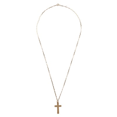 Lot 41 - A cross pendant necklace