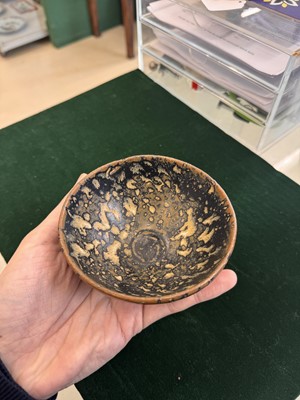 Lot 458 - A Chinese Jizhou 'tortoiseshell' bowl, Song dynasty bowl