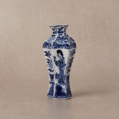 Lot 14 - A small Chinese blue and white 'lady' hexagonal vase, Qing dynasty, Kangxi period