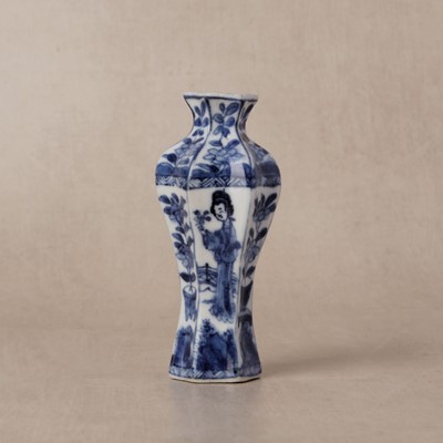 Lot 14 - A small Chinese blue and white 'lady' hexagonal vase, Qing dynasty, Kangxi period