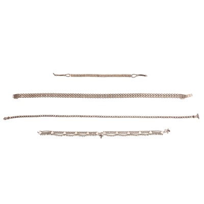 Lot 237 - A collection of Indian necklaces