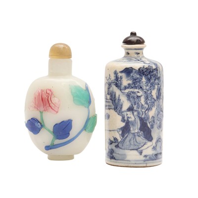 Lot 784 - Two Chinese snuff bottles, Qing dynasty, 19th century