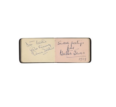 Lot 31 - Autograph Album.- D'Oyly Carte Opera Interest