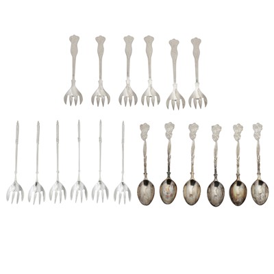 Lot 457 - A mixed group of Greek silver flatware