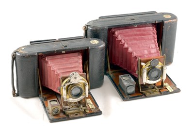 Lot 206 - An Uncommon Lizars Challenge Folding 5"x 4" Plate Camera.