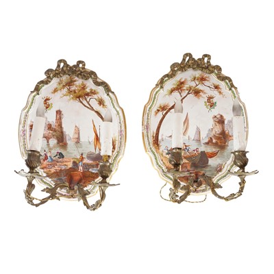 Lot 90 - A pair of French Lille faïence wall sconces