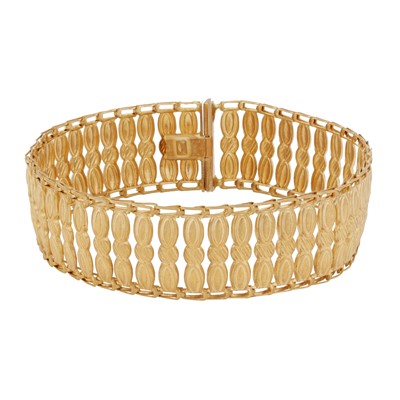 Lot 200 - A fancy-link bracelet