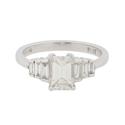 Lot 367 - A five-stone diamond ring, circa 2001