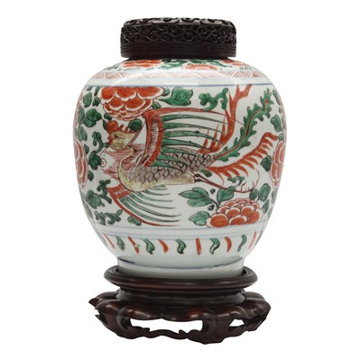 Lot 41 - A Chinese wucai 'phoenix' jar, Transitional period, 17th century