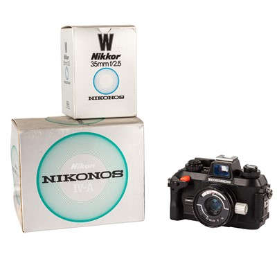 Lot 294 - Nikon