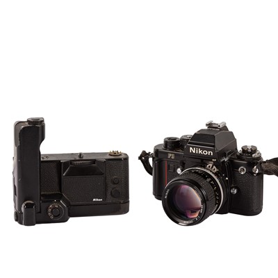 Lot 283 - Nikon