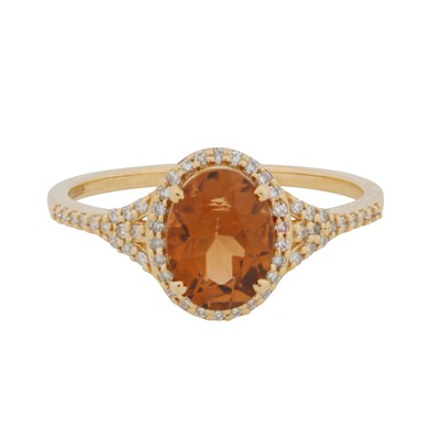 Lot 302 - A tourmaline and diamond ring