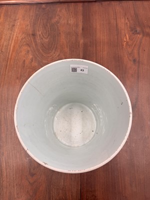 Lot 43 - A Chinese wucai beaker vase, gu, Qing dynasty, Shunzhi period