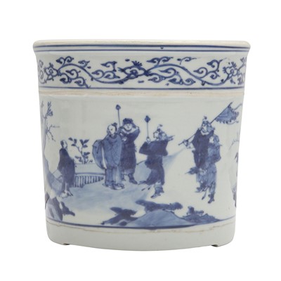 Lot 611 - A Chinese blue and white tripod brush pot, Qing dynasty, 19th century