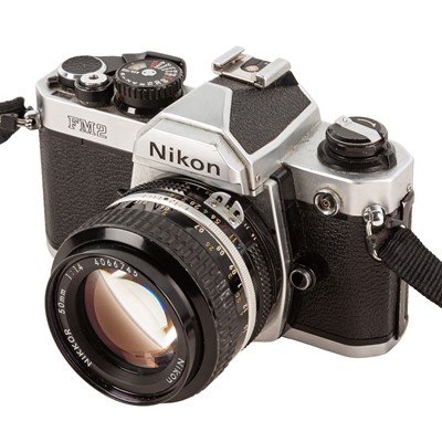 Lot 281 - Nikon