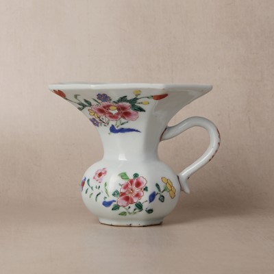 Lot 162 - A Chinese export famille-rose 'floral' octagonal spittoon, Qing dynasty, Yongzheng period