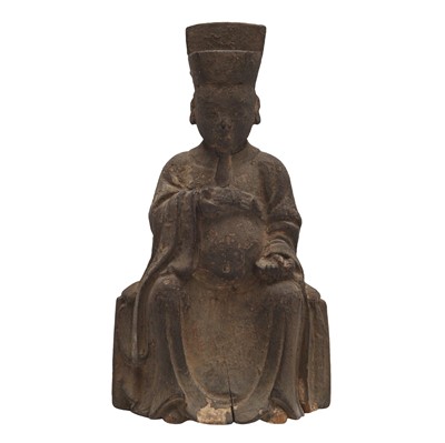 Lot 559 - A Chinese carved wood figure, 18th/19th century