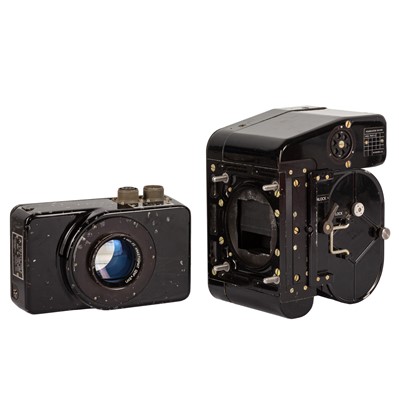 Lot 339 - Military Camera