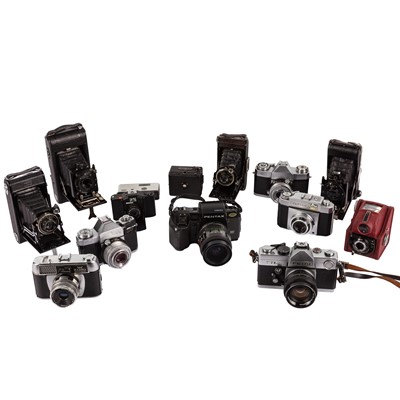 Lot 167 - Cameras End Lot