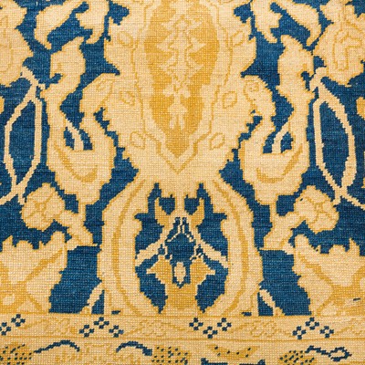 Lot 61 - A fine Arts & Crafts design carpet