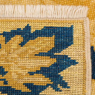 Lot 61 - A fine Arts & Crafts design carpet
