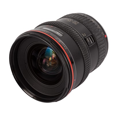 Lot 107 - Canon EF
