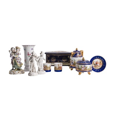 Lot 166 - A mixed group of assorted ceramics, to include Meissen