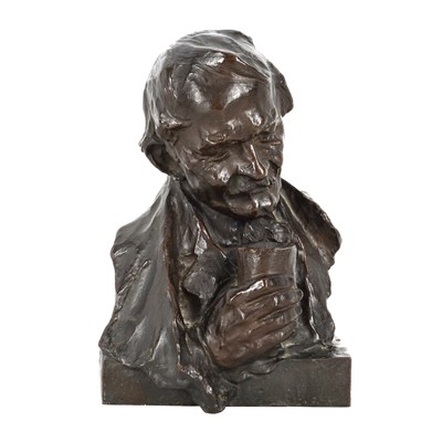 Lot 76 - A pair of bronze patinated busts after Hans Muller (Austrian,1873-1937)